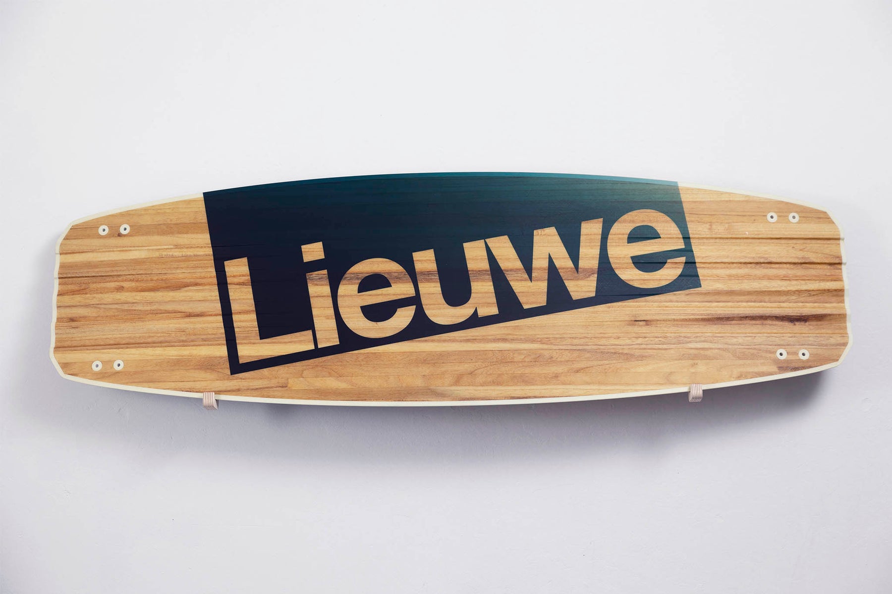 Kite Board Rack LIEUWE® Board rack - Kiteboard wall mount – LIEUWE® Custom Boards